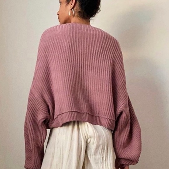 Free People Pink Oversized Turtleneck Sweater - Picture 2 of 4